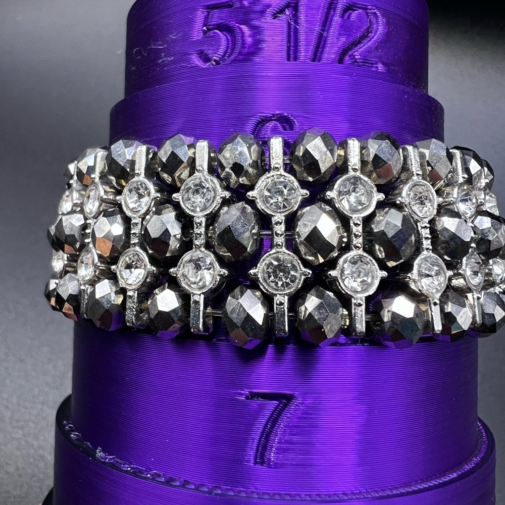 Sparkly Gun Metal Grey Silver Crystal Bracelet Dark Grey Faceted Beads Stretch